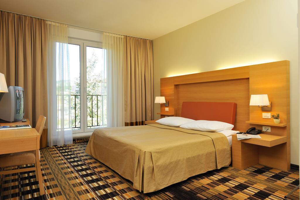 Hotel Smarjeta - Terme Krka Smarjeske Toplice Habitación foto